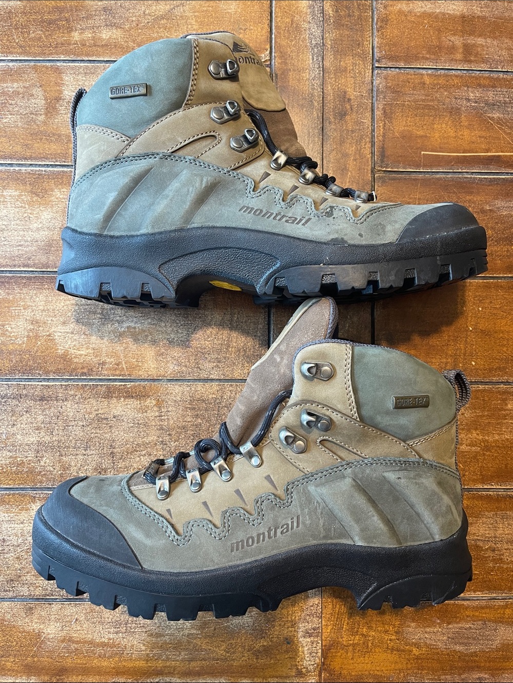 Vibram Outdoor Boots in Brown and Olive